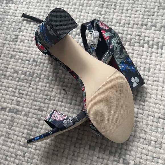 Madden Girl Beella Ankle Strap Sandal - Picture 4 of 5